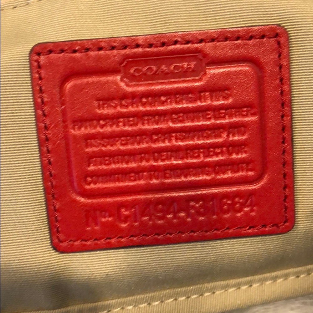 Coach Cross Body - Picture 3 of 3